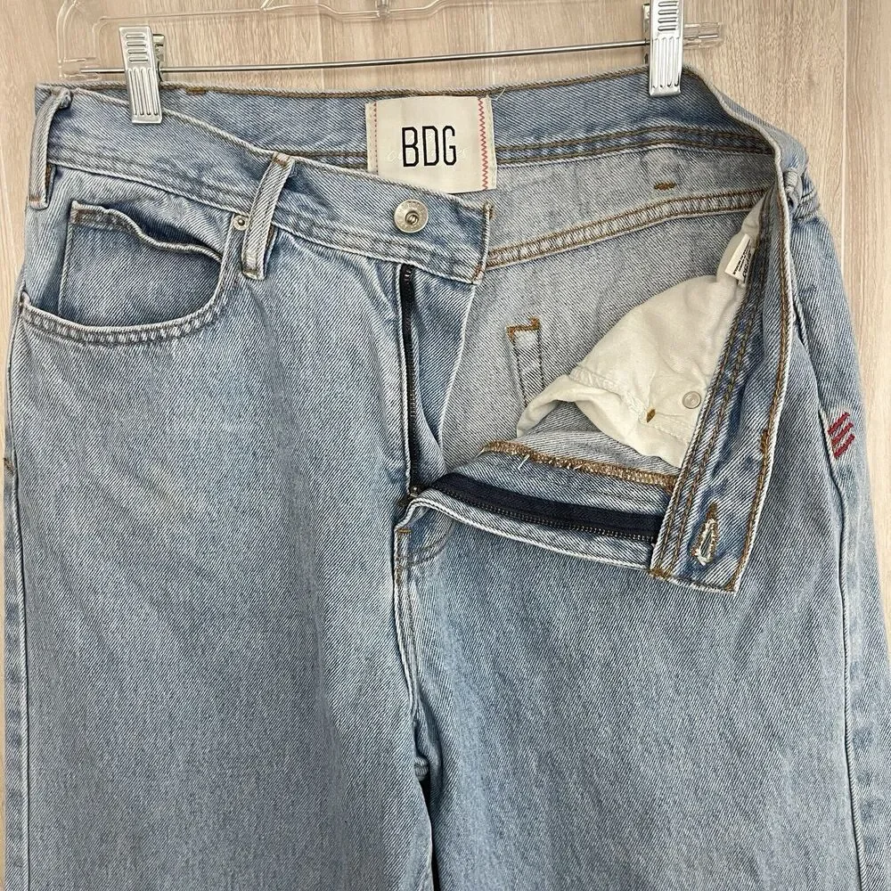BDG Urban Outfitters Baggy Skate Fit Jeans Men's 32x30 Naturally Distressed Blue - Picture 16 of 16